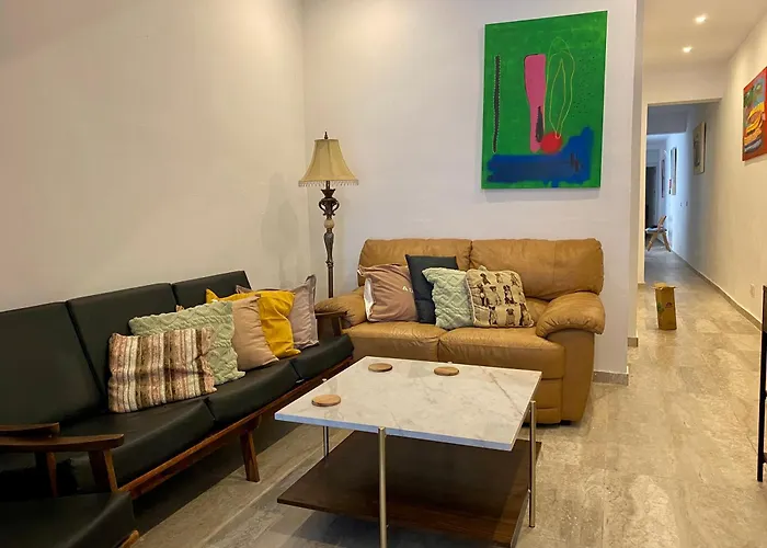 House. Live, Experience Sea * St. Paul's Bay