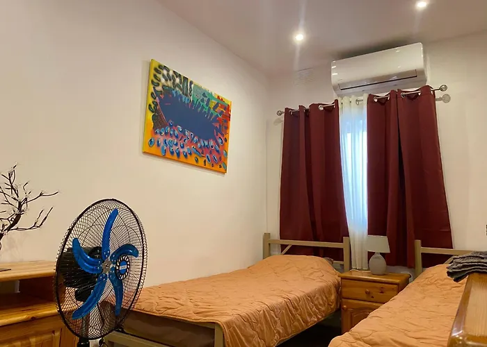 House. Live, Experience Sea Vakantiehuis St. Paul's Bay